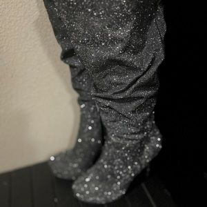 Size 6 sparkle grey high heel boot